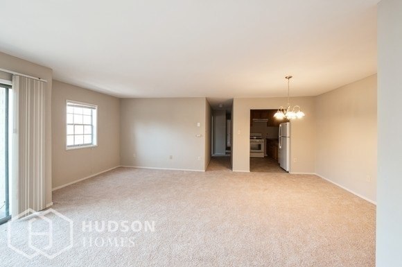 Foto del edificio - 4409 Romlon St