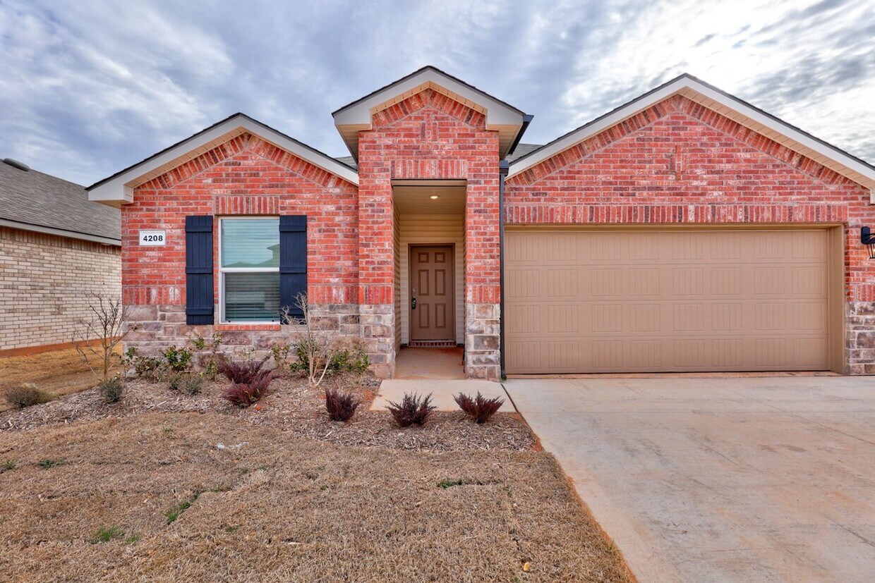 4208 Palmetto Blf Dr, Mustang, OK 73064 House Rental in Mustang, OK