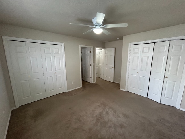 Building Photo - 1707 Dora Dr N