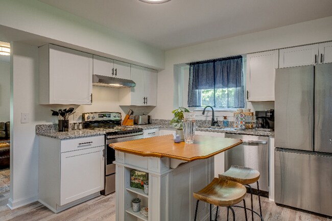 Photo - 179 Anderson Ln House