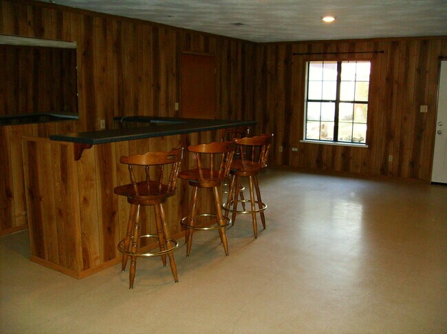 Foto del edificio - 237 N Murphy Rd