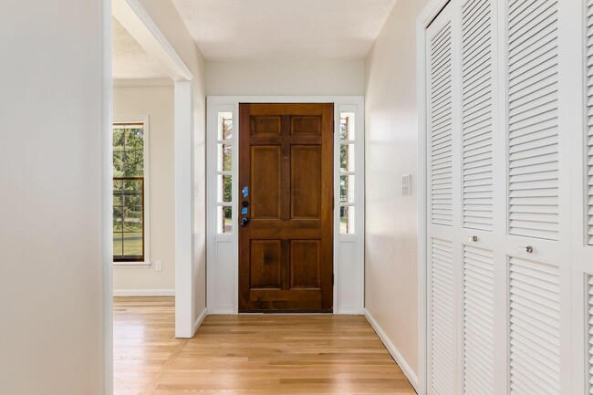 Foto del edificio - 4397 Limerick Ln