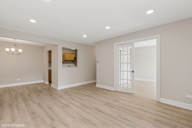 Foto del edificio - 940 N Lakeside Dr