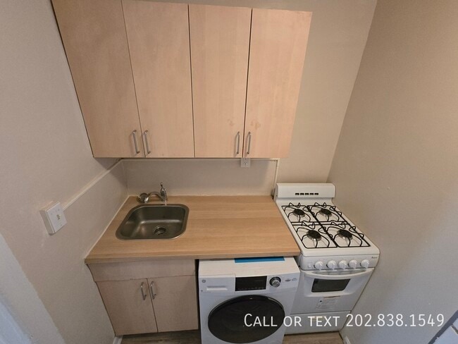 Building Photo - 109 O St SW