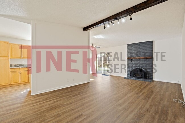 Building Photo - Beautiful 3-bedroom home in Citrus Heights