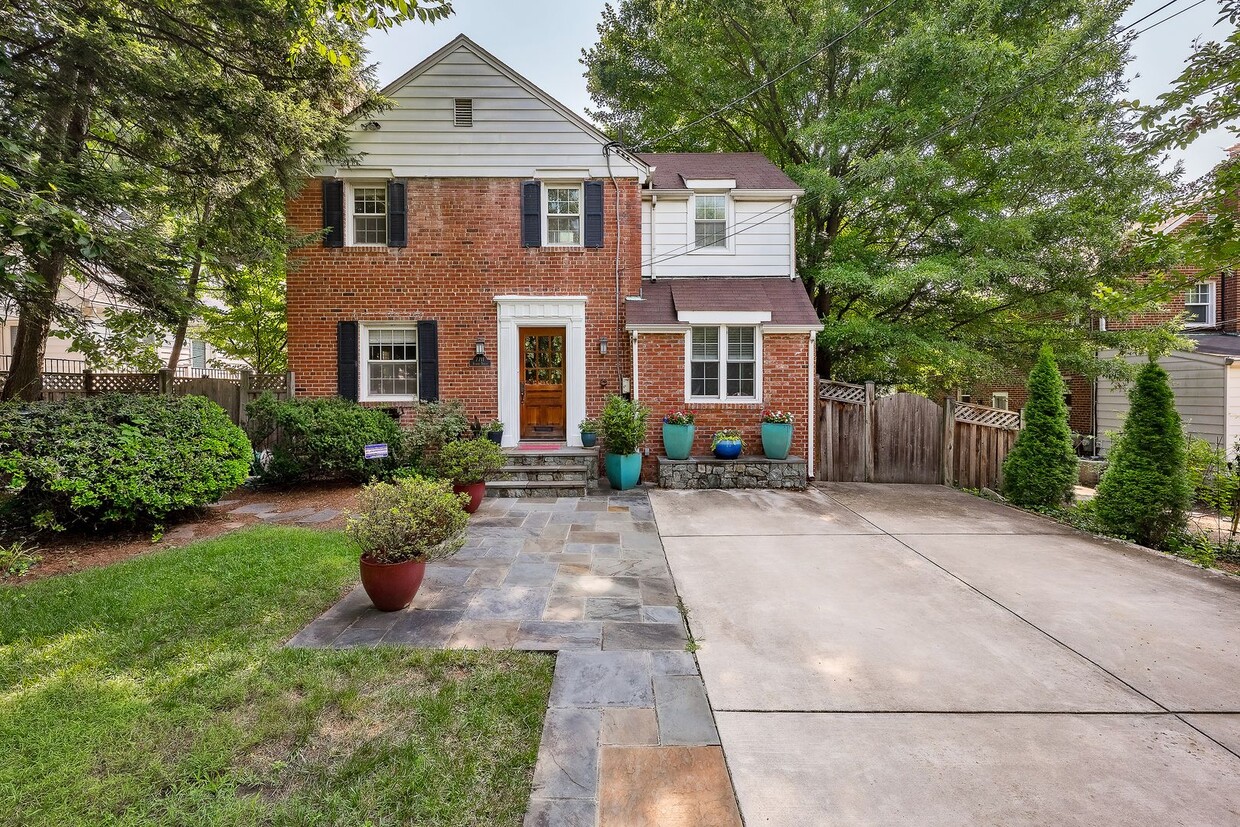 Primary Photo - Prime East Bethesda Detached Home in BCC C...