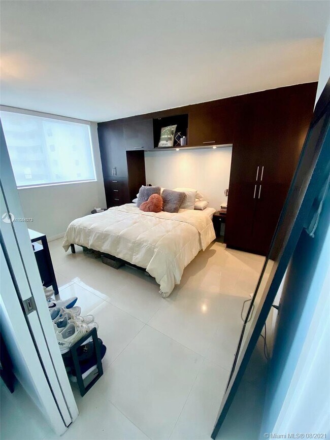 Foto del edificio - 401 Ocean Dr