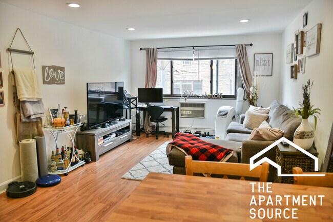 Foto del edificio - 607 W Wrightwood Ave