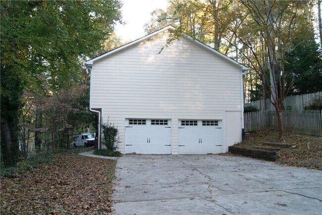 Foto del edificio - 4239 Glenforest Way