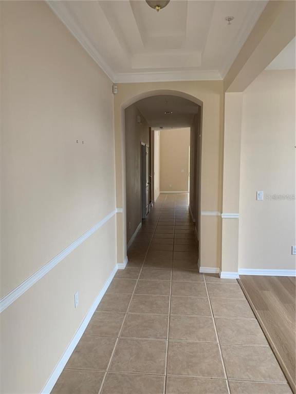 Building Photo - 9910 Moss Rose Way