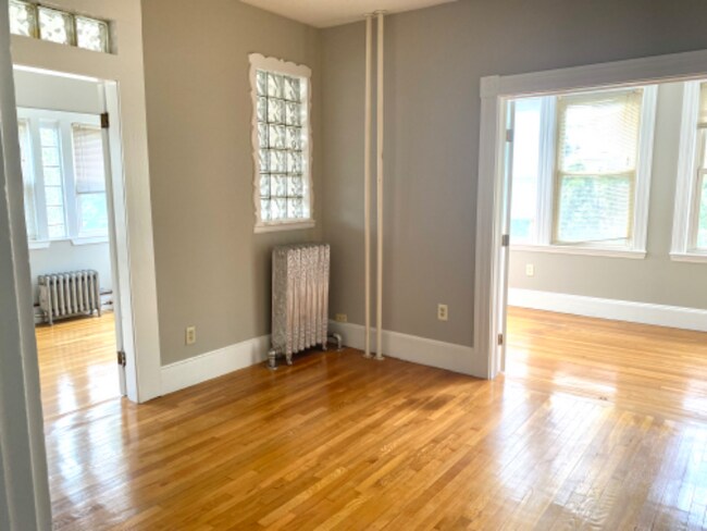 Foto del edificio - 322 Brookline St
