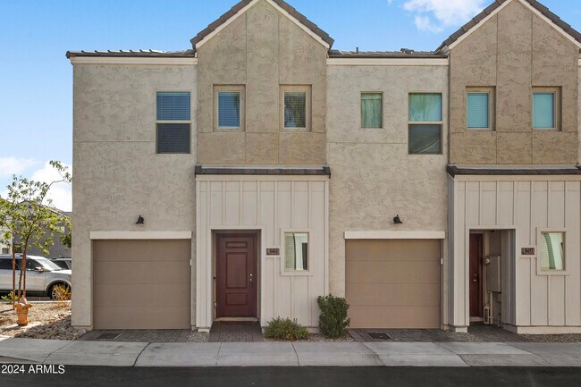 Building Photo - 8461 N 22nd Dr
