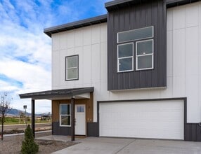 Building Photo - 506 Lacey Ln