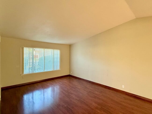 Building Photo - COMING SOON! | $4,100 - GORGEOUS 4 BEDROOM UNION CITY HOME