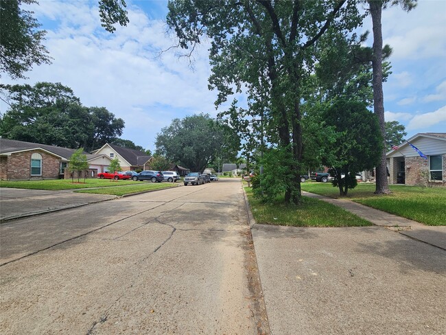 Building Photo - 16806 Firth Ln