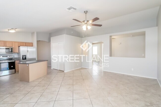 Foto del edificio - REDUCED!