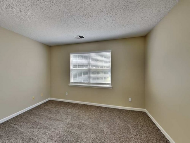 Building Photo - 3420 Betterton Ln