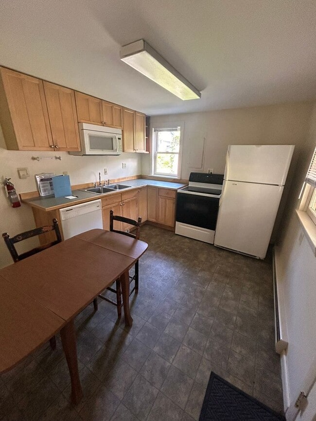 120-126 North Willard St - 120-126 North Willard St Apartment