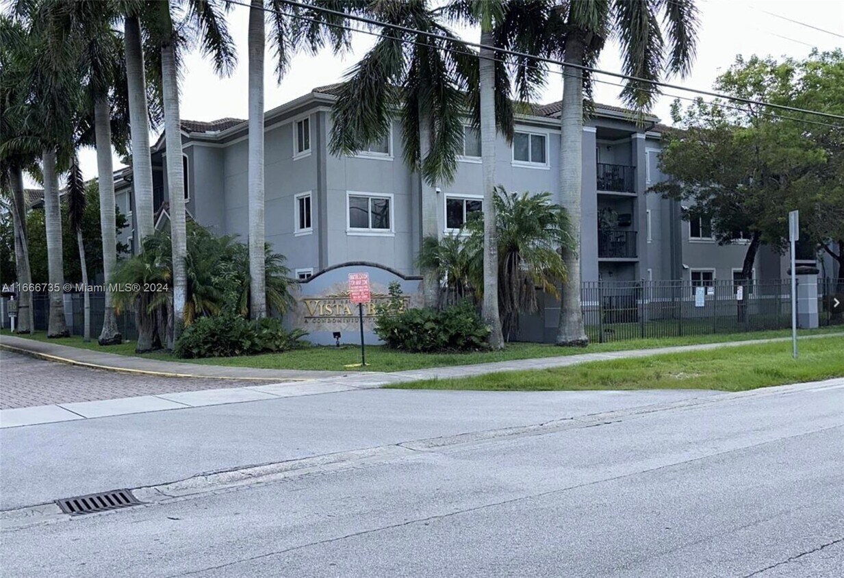 Primary Photo - 15430 SW 284th St