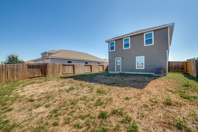 Foto del edificio - BEAUTIFUL HOME IN SAN ANTONIO TX. MOVE IN READY!.