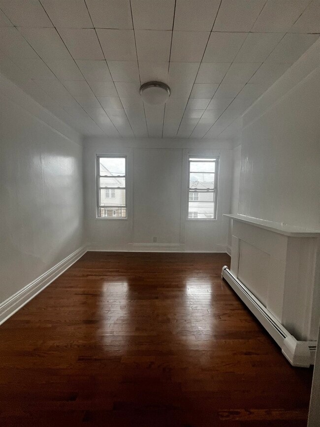 Building Photo - 168 Lexington Ave