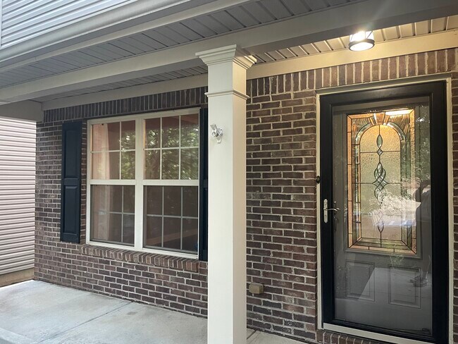 Photo - 940 Sunny Slope Trace House