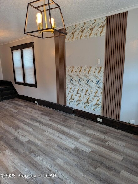 Building Photo - 203 Lyndwood Ave