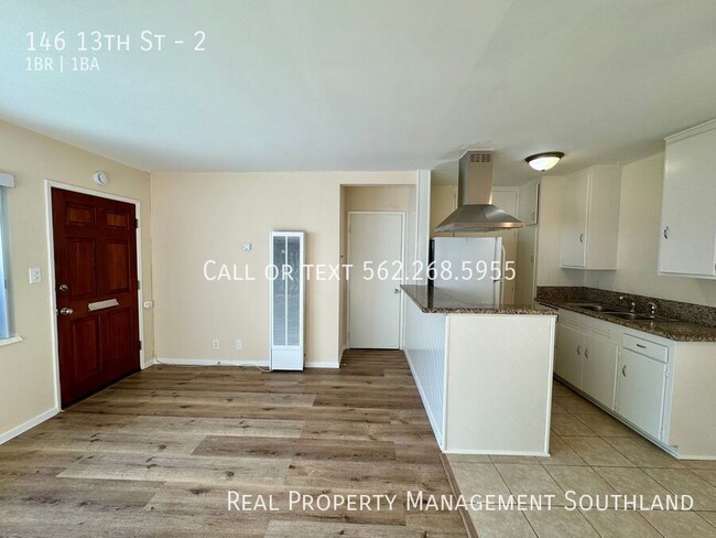 Building Photo - 1 Bed/ 1 Bath Apartment for Rent in Seal B...