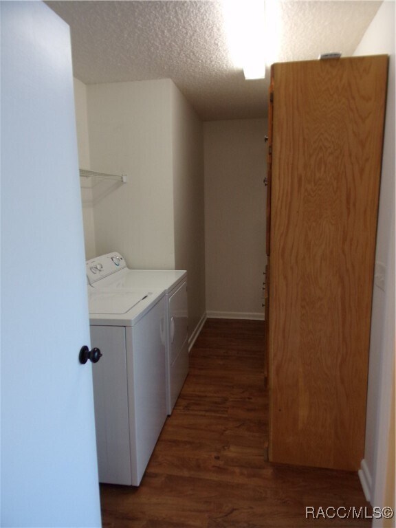 Foto del edificio - 6122 E Plum St