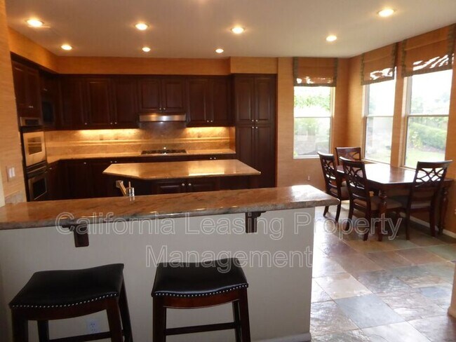 Building Photo - 28939 Rock Canyon Dr