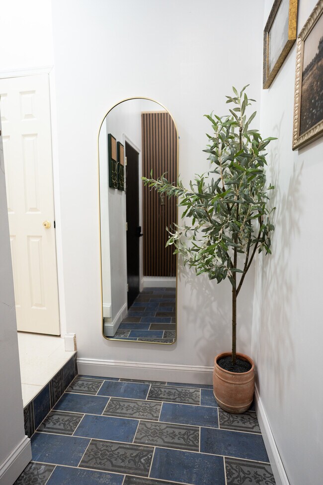 Foto del edificio - 2338 N 16th St