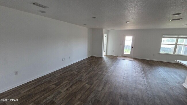 Foto del edificio - 7147 Hatteras Blvd