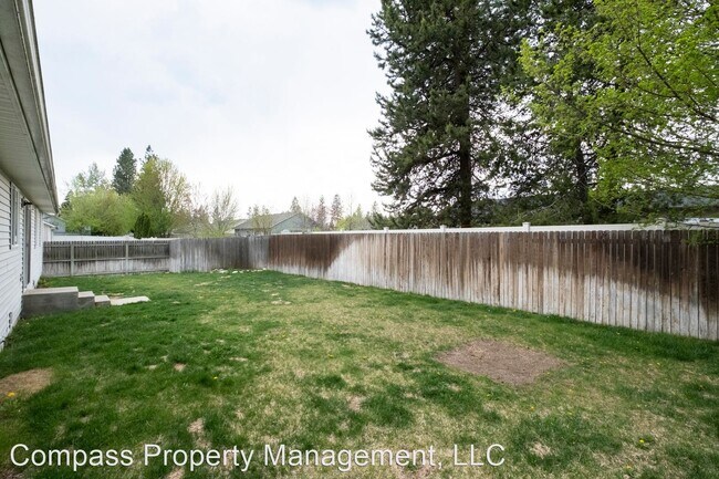 Building Photo - 3 br, 2 bath House - 7421 Winter View Dr