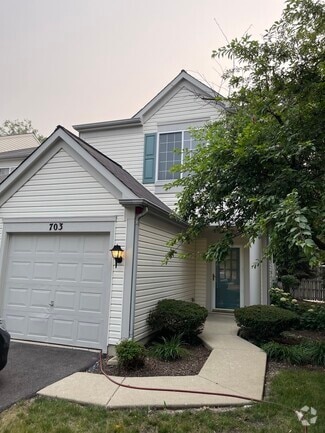 Building Photo - 703 Blossom Ct