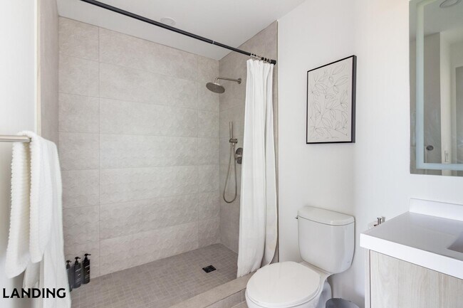 Foto del edificio - 1155 NE 126th St