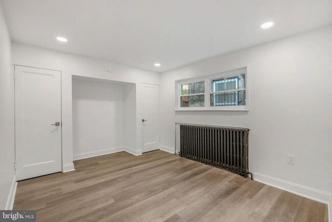 Building Photo - 1717 S 5th St