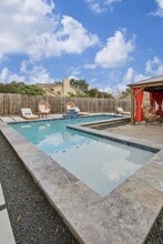 Building Photo - 11306 Avon Pl