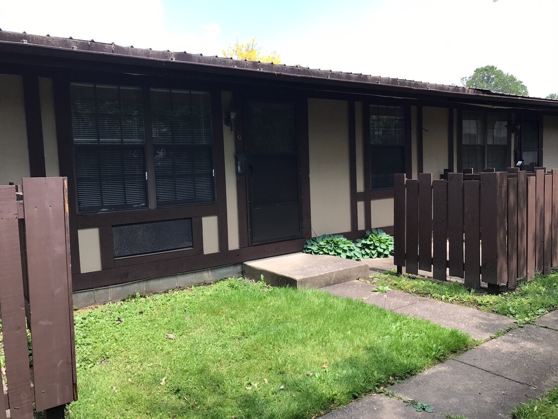 Foto principal - 881 1st St NE