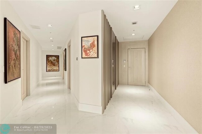 Building Photo - 17301 Biscayne Blvd