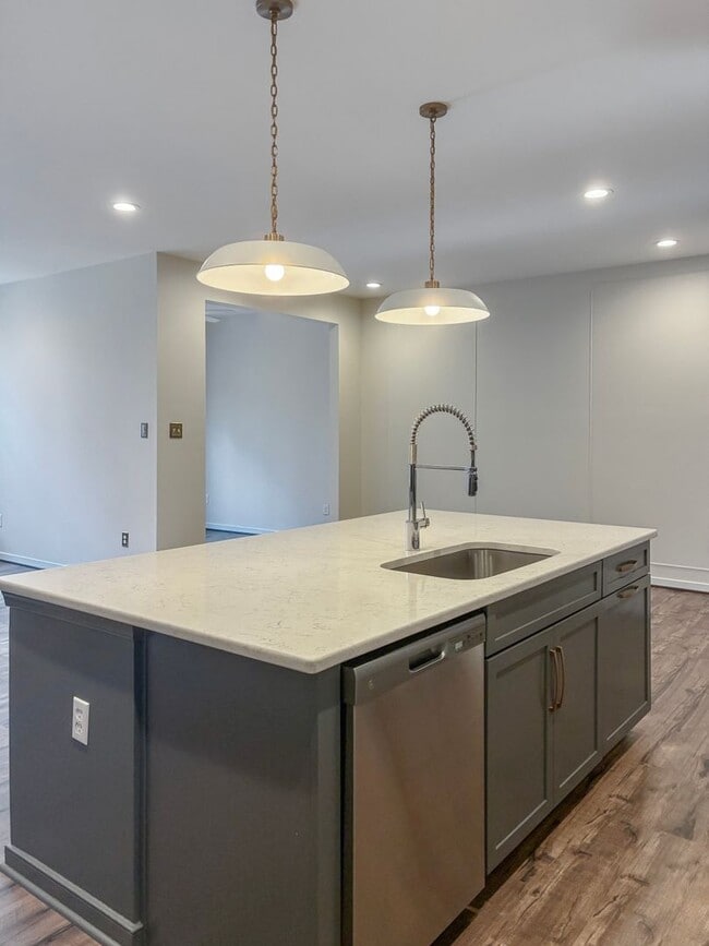 Foto del edificio - 4 Bedroom, 3.5 Bathroom in Magnolia Green