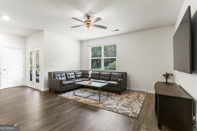 Foto del edificio - 3688 Chevington Ct SE