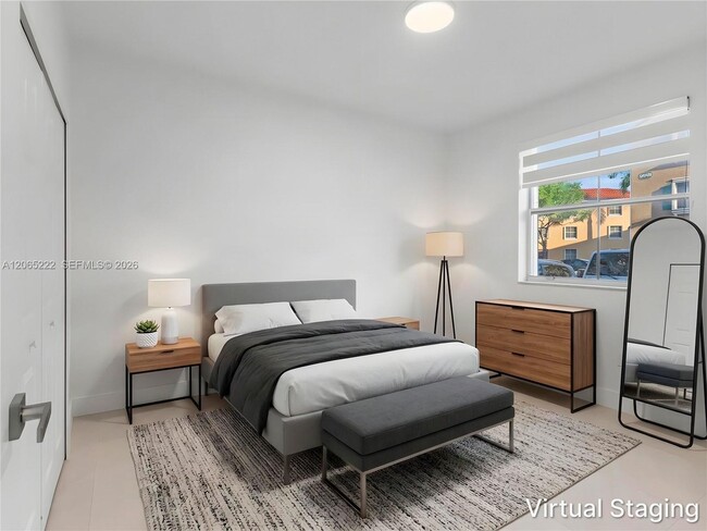 Foto del edificio - 6420 NW 114th Ave