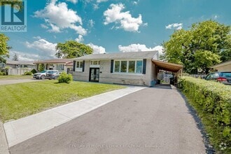 Building Photo - 215 Jeffcoat Dr