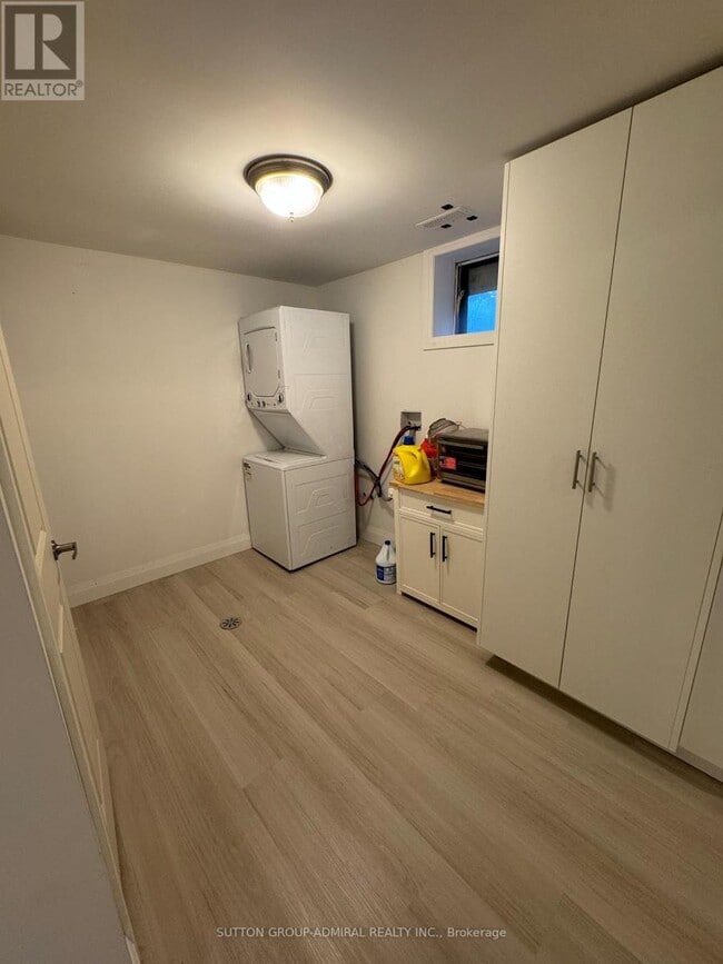 Photo du bâtiment - 357 Patricia Ave