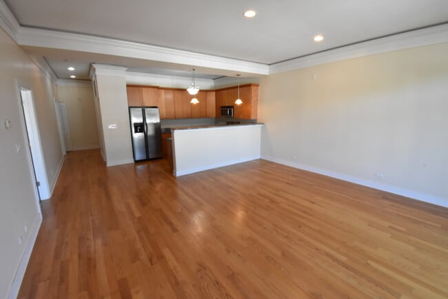 Foto del edificio - 4518 N Kedzie Ave