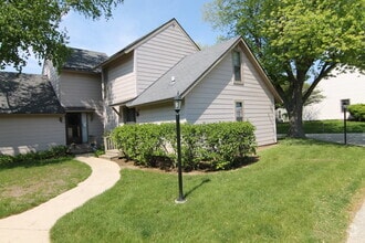 Building Photo - 700 Colby Ct