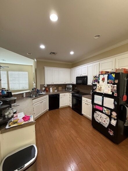 Building Photo - 8117 Captain Mary Miller Dr