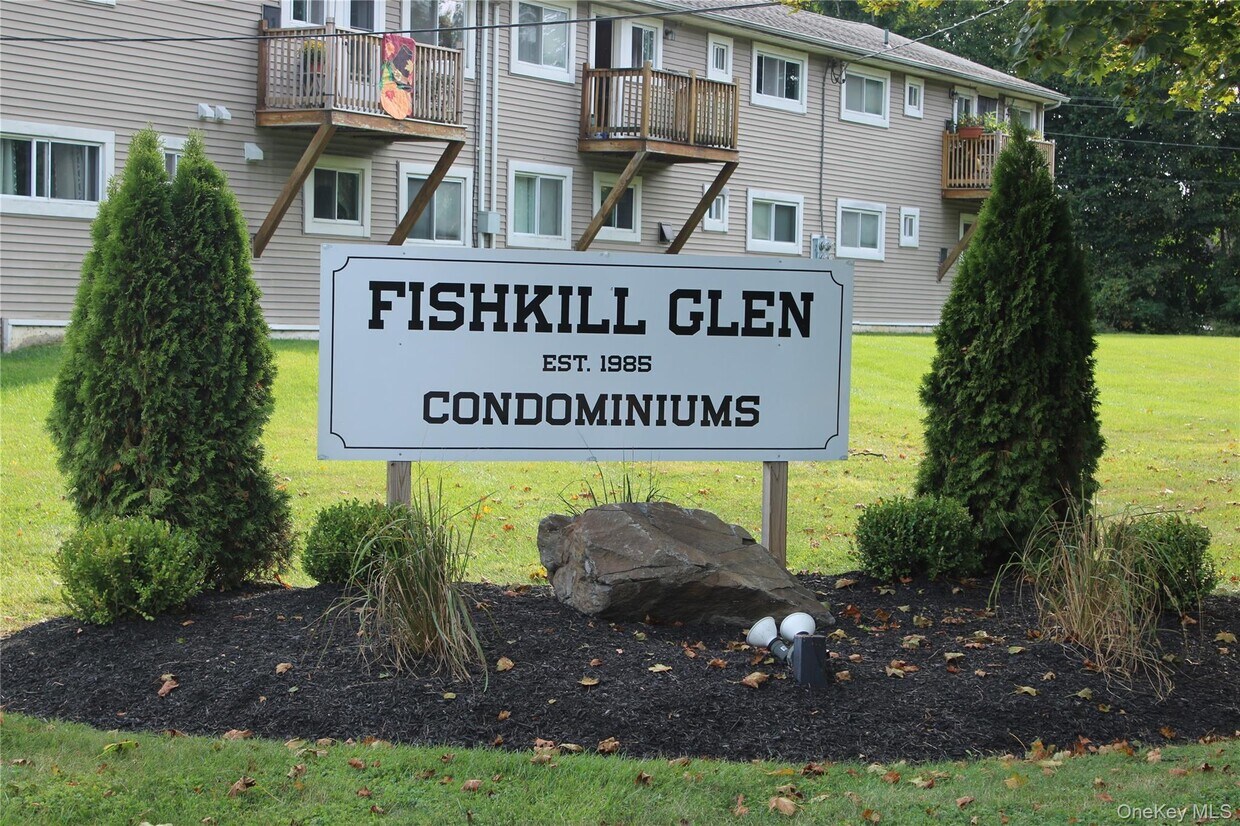 Foto principal - 1 Fishkill Glen Dr