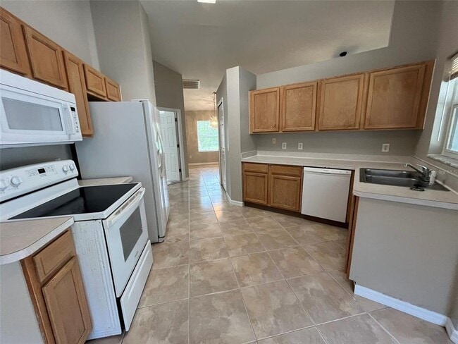 Building Photo - 3767 Inagua Ave