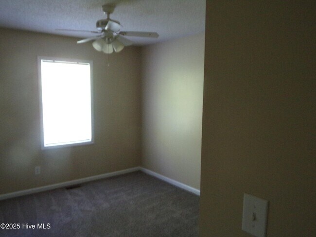 Foto del edificio - 3987 Sterling Pointe Dr